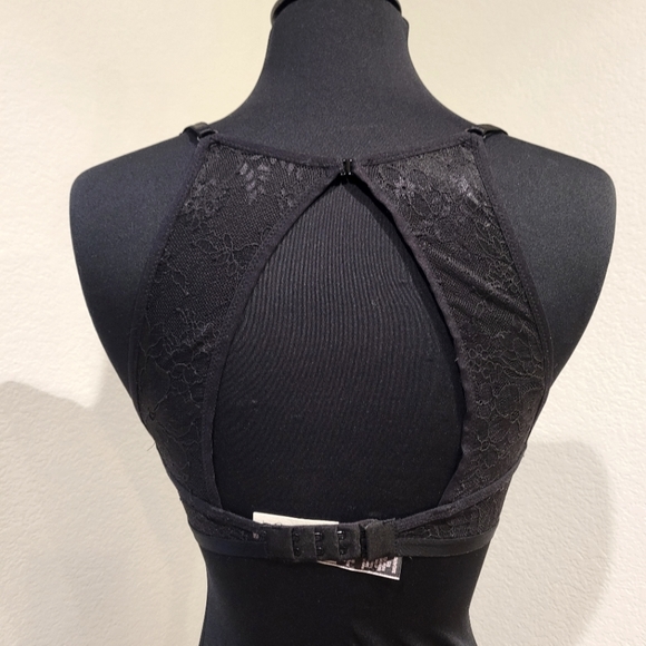 🍒NWT🍒 VS VERY SEXY UNLINED PLUNGE BRA + PANTY SET - Picture 8 of 13